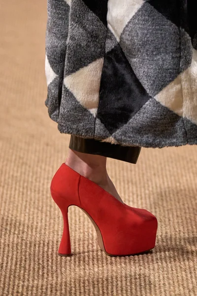 Look 101